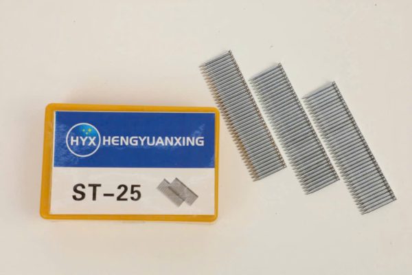 Đinh ST (Đinh Bắn Bê Tông) Chính Hãng – Giá Tốt Tại Chợ Ngũ Kim 5 Hình ảnh đinh st25 và băng đinh thực tế